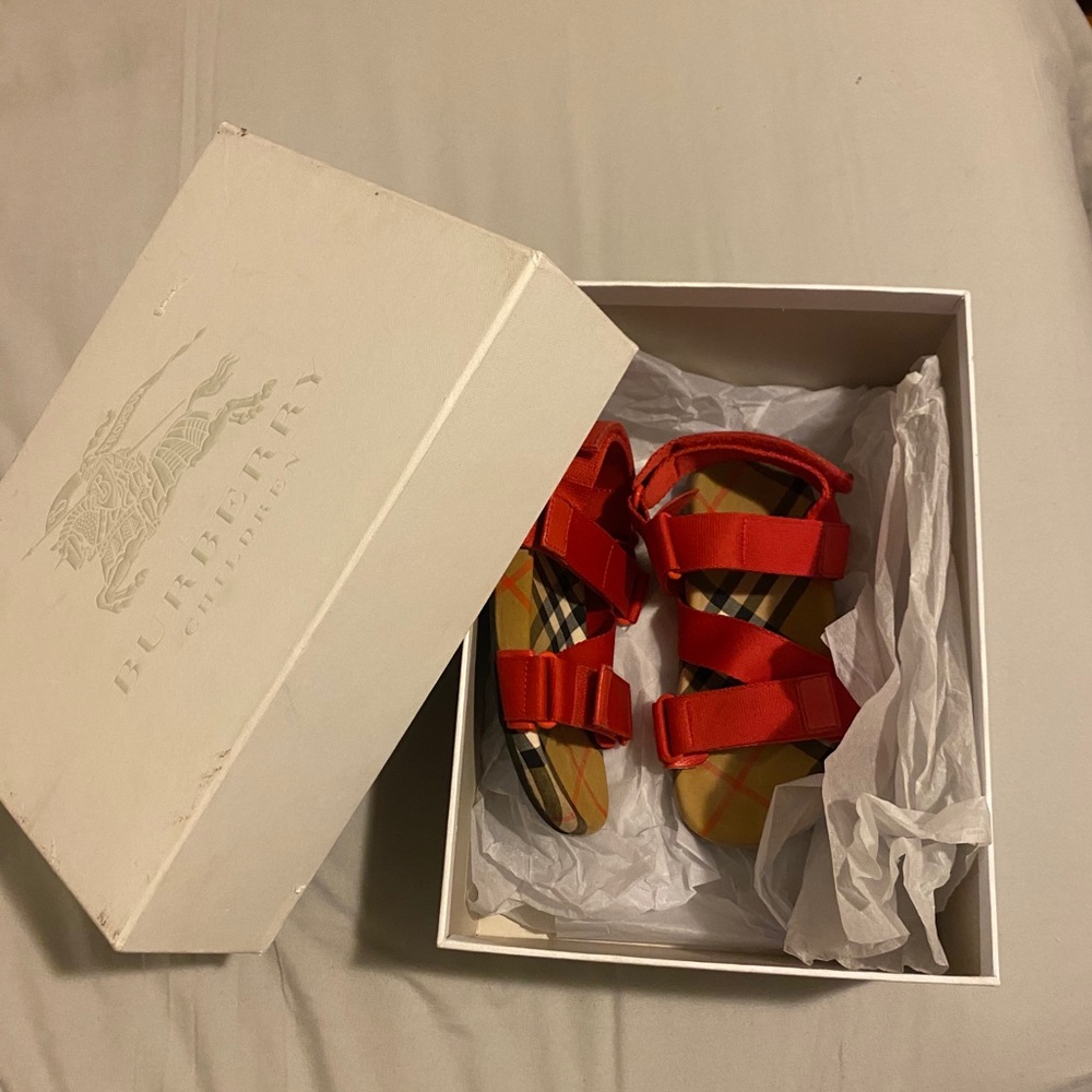 Authentic Boys Burberry red/yellow sandals